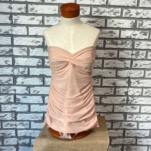 Jantzen pin up style one piece strapless swimsuit. Light pink color Size 14 NWT